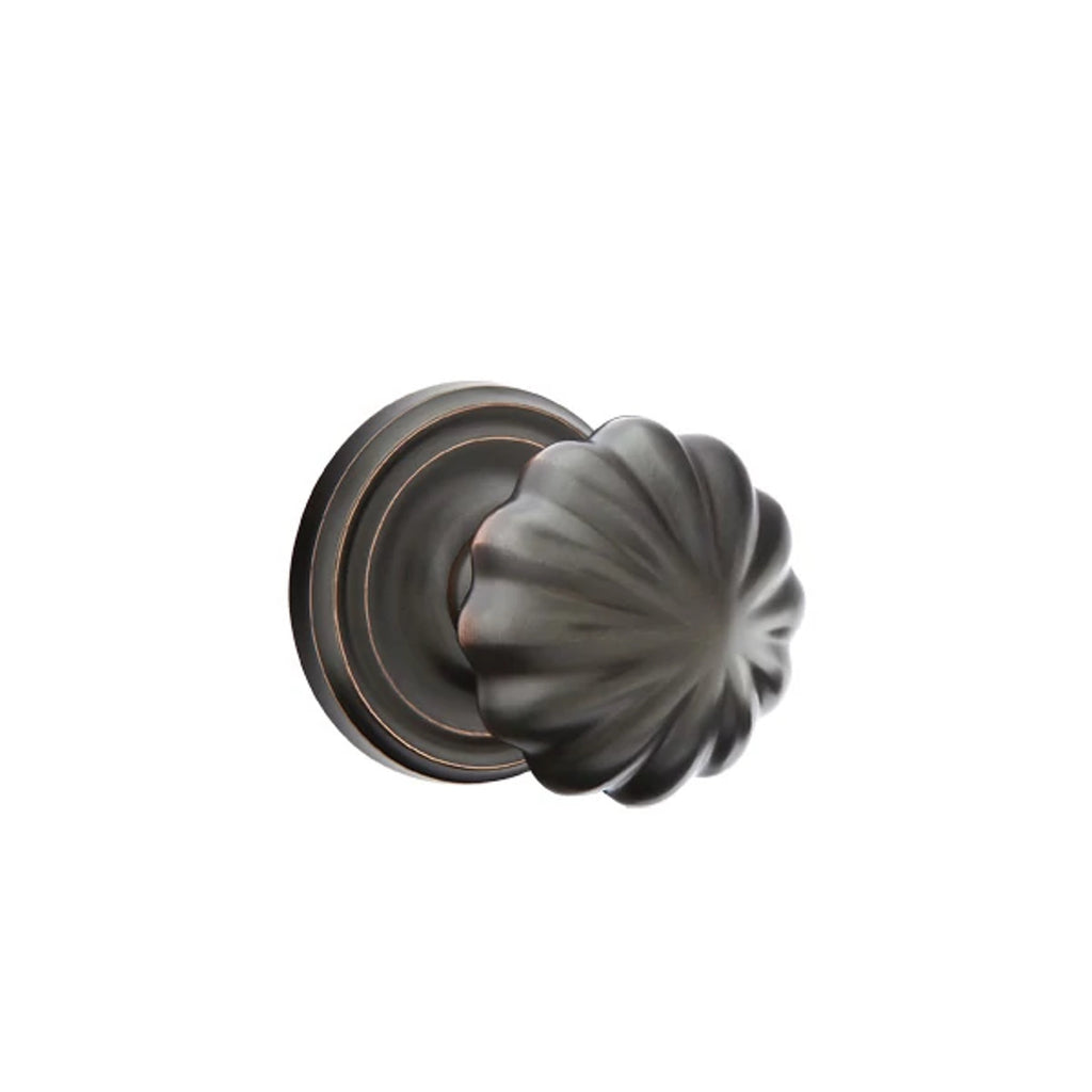 Bronce Aceitado · Regular Rosette