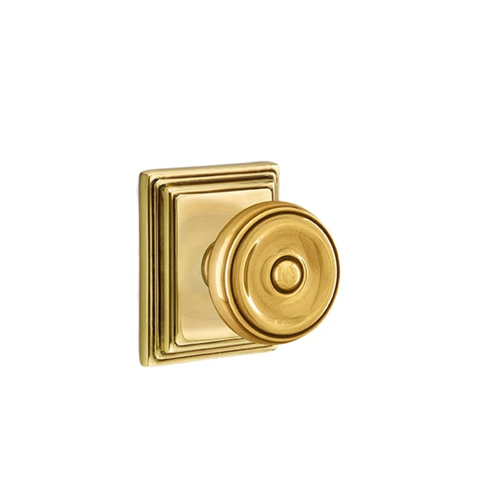 Francés Antiguo · Wilshire Rosette