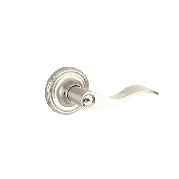 Yale Expressions Maguire rosette with Keyed Brunswick lever — Níquel Satinado