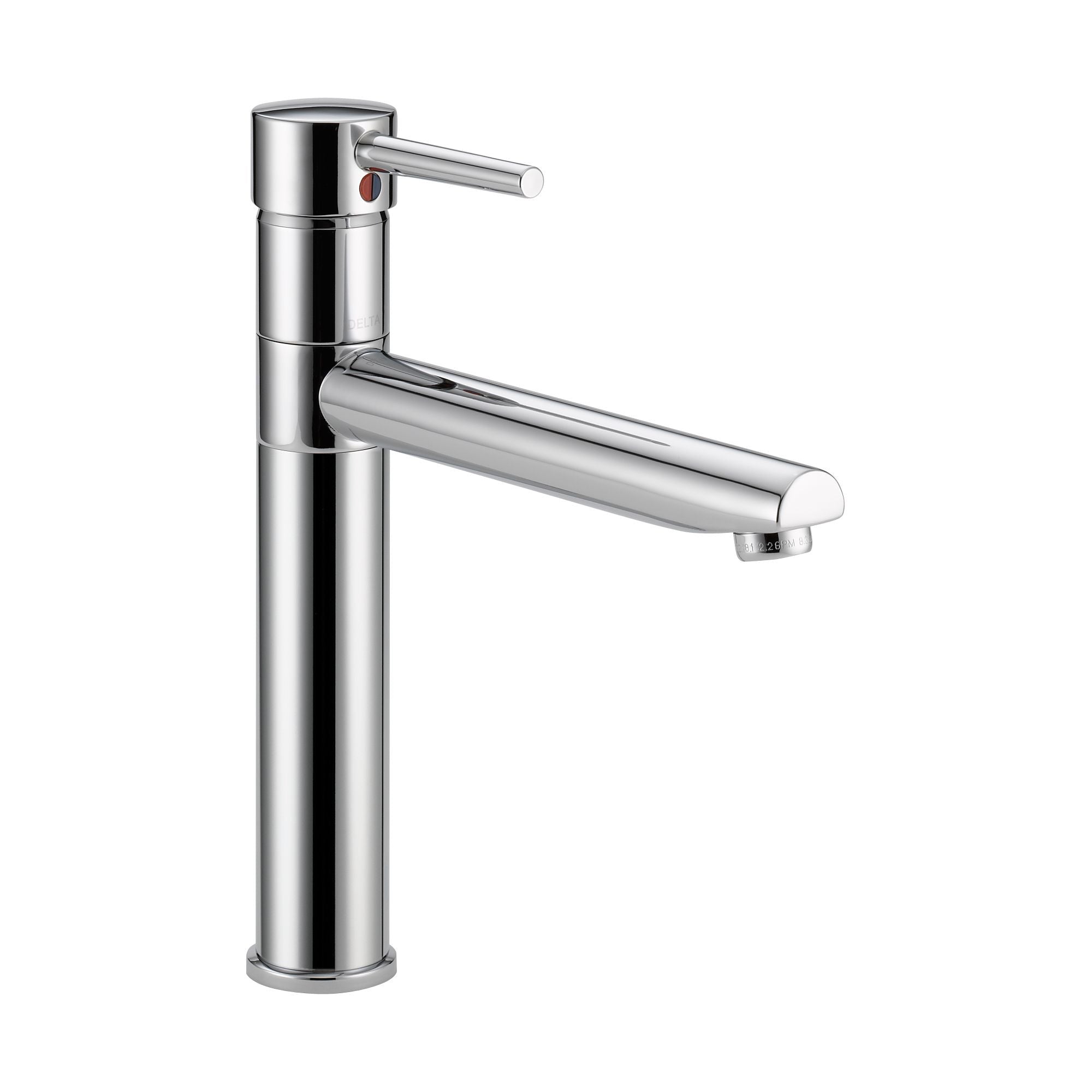 Delta Trinsic® Llave de combinación de una manija para cocina