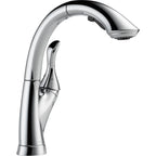 Delta Linden™ Llave extensible de una manija para cocina que usa el agua con eficiencia