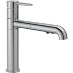 Delta Trinsic® Llave para cocina extensible de una manija