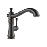 Delta Cassidy™ Llave para cocina extensible de una manija