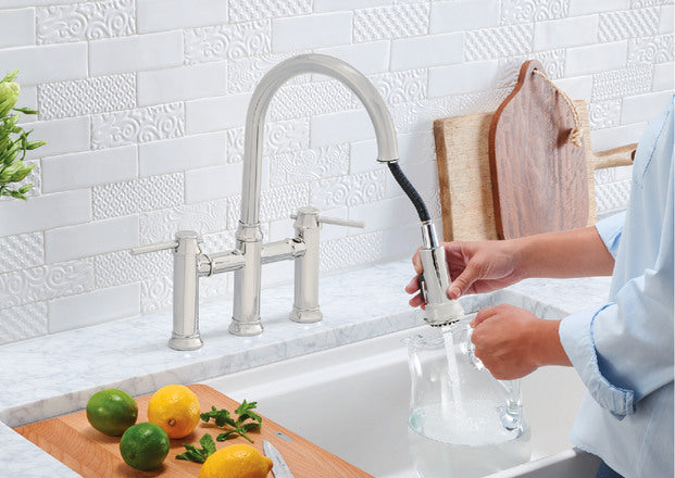 Blanco Empressa Grifo de Cocina Tipo Puente
