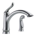 Delta Linden™ Llave para cocina de una manija con rociador