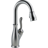 Delta Leland® Llave de una manija para bar o preparación de comida