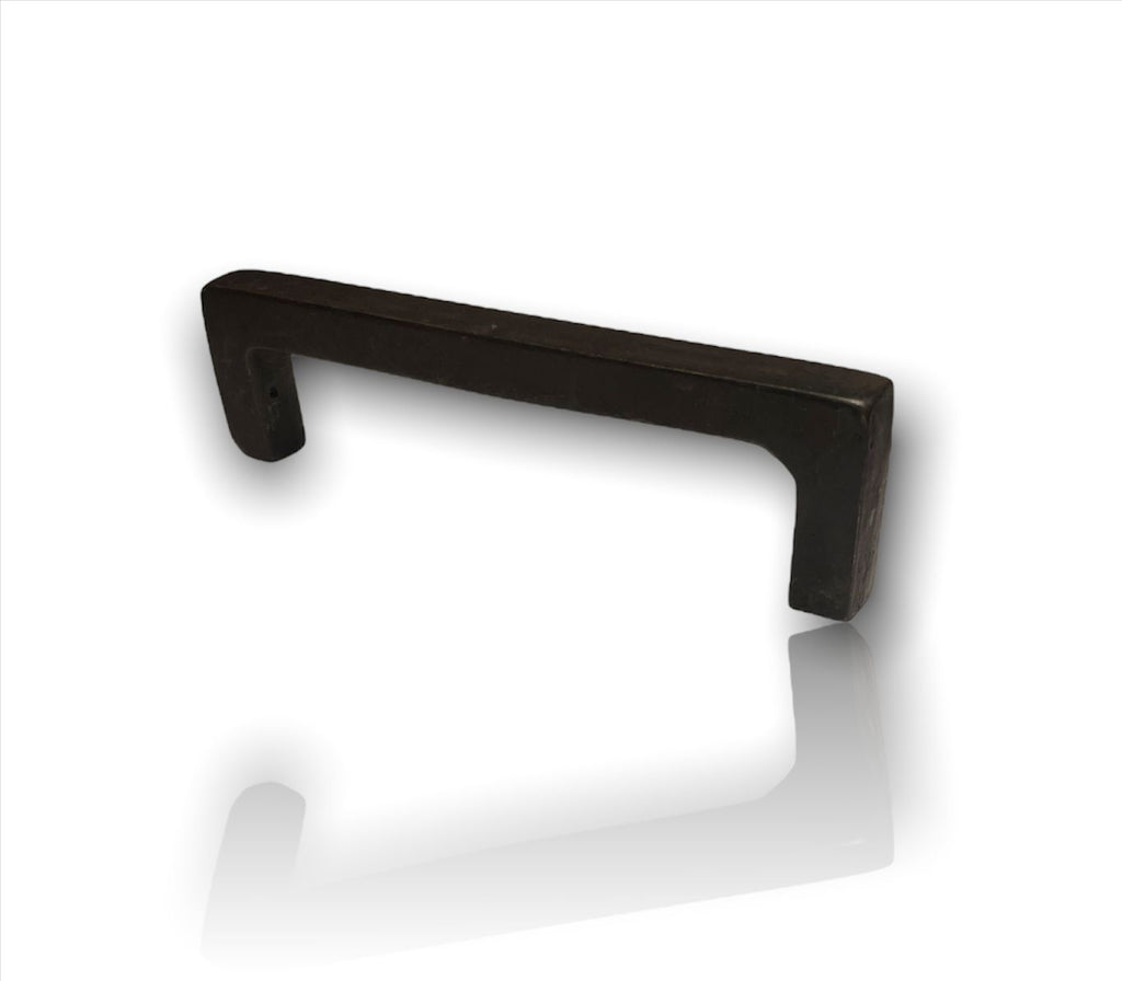 Jaladera de bronce cuadrada