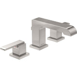 Delta Ara™ Llave de extensión de dos manijas para lavamanos