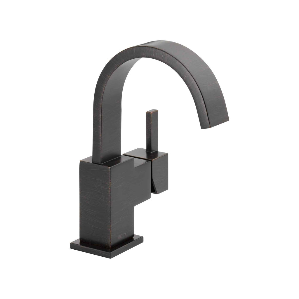 Delta Vero™ Llave de combinación de una manija para lavamanos