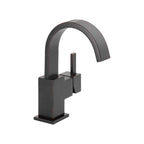 Delta Vero™ Llave de combinación de una manija para lavamanos