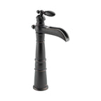Delta Victorian™ Llave de combinación de una manija para lavamanos con elevador, sin emergente