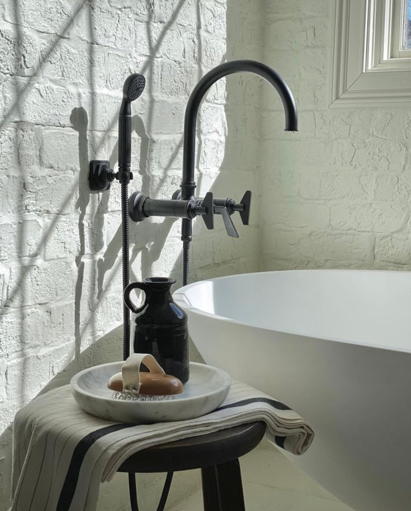 California Faucets Steampunk Bay llenador de tina